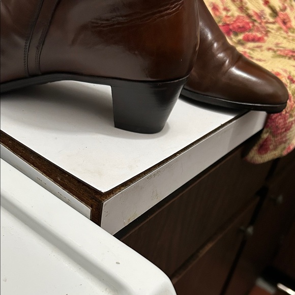 Vintage Brown Leather Boots (made in Italy) - Picture 4 of 9